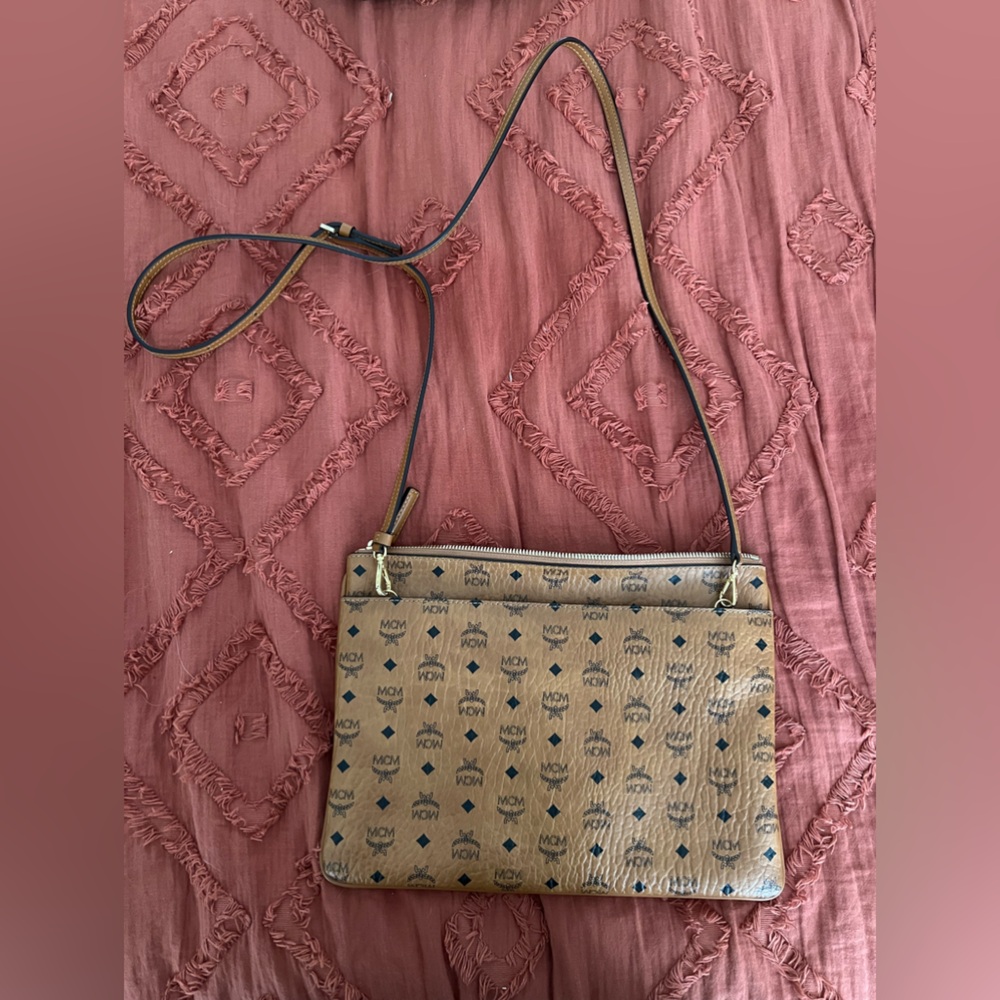 MCM - Crossbody Pouch, Medium